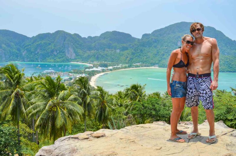 Couple at the top of the Koh Phi Phi Vewpoints