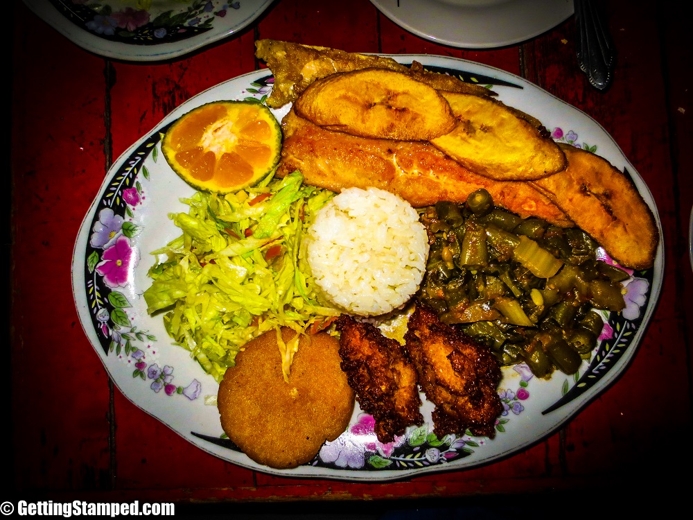 3 month recap - lucy's cafe Salento, colombia
