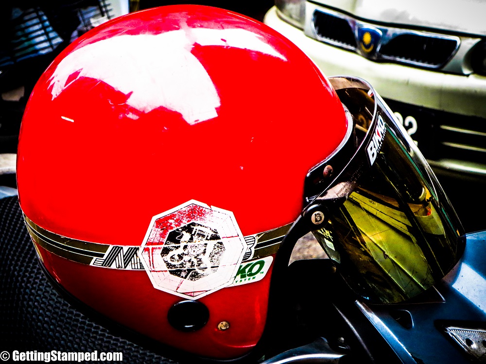 Red Helmet - moto thief Kuala lumpur