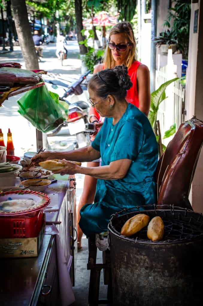 Bahn Mi Battle Vietnam Hoi an