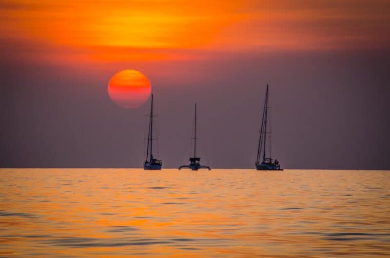 Koh Lipe Thailand Travel Guide - Things to do Koh Lipe - Thai Long Tail Boats at sunset