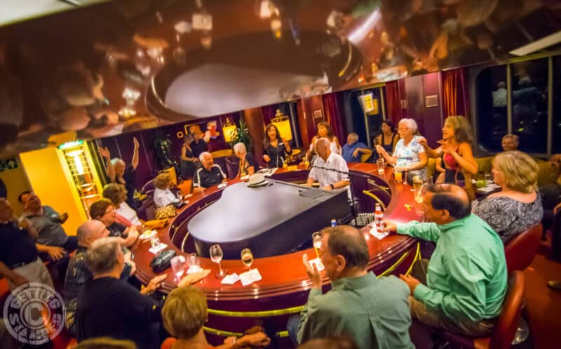 7 misconceptions of crusing - ship -bar crawl-1