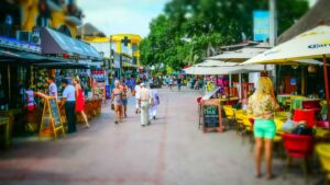Playa del Carmen travel guide - 5th avenue walking street Playa-2