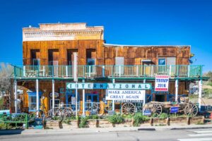 Nevada - HWY 50 - Loneliest Road in America - Random Stops Attractions - Internation cafe bar