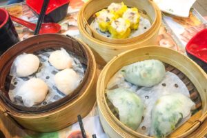 Baskets of dim sum at Tim Ho Wan in Kowloon - Where to eat in Kowloon