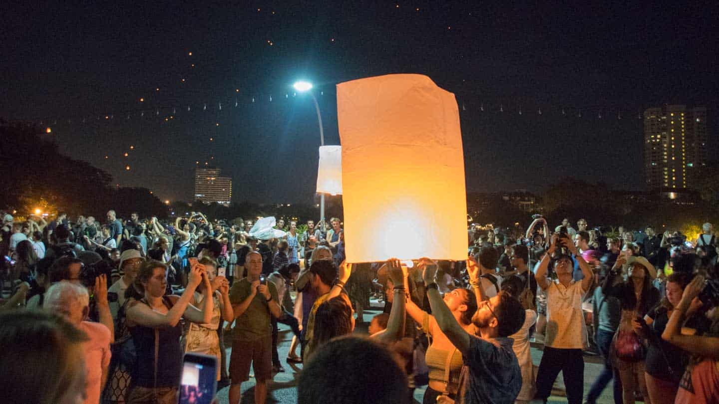 Guide To Yi Peng Lantern Festival Chiang Mai