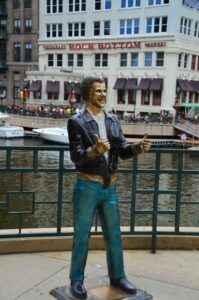 Bronze Fonze statue Milwaukee riverfront downtwn
