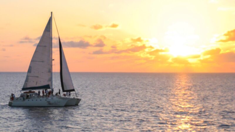 Booze cruise and sailing trips - top things to do in Jamaica