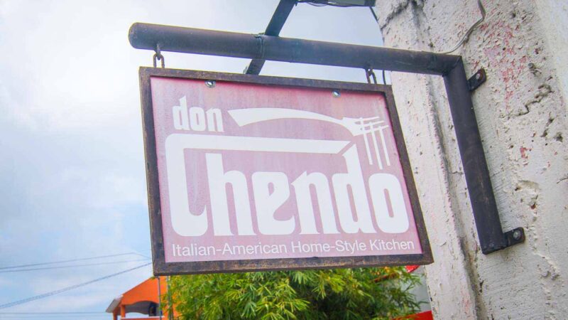 Don Chendo deep dish Chicago pizza