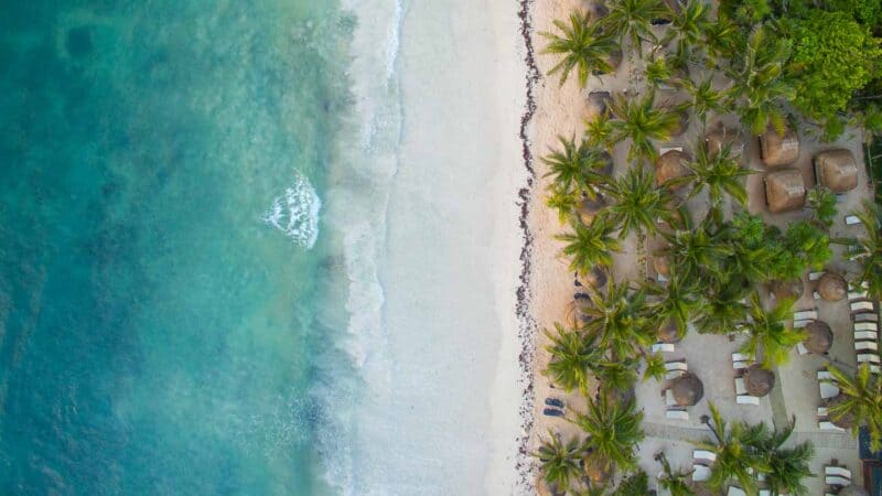 White sand beaches in front of the Grand Palladium Riviera Maya