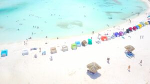 Best places to stay for an Aruba honeymoon - Baby Beach in Southern Aruba