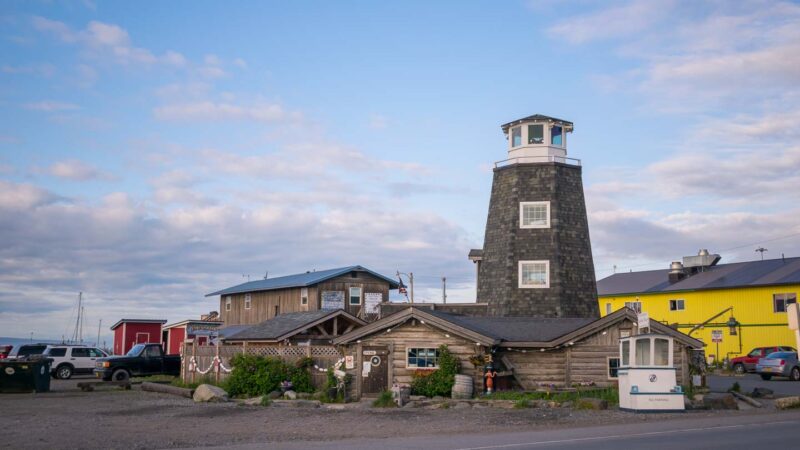 The Salty Dawg tavern bar and restaurant in homer Alaska - must visit places in homer