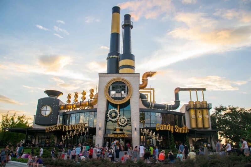 toothsome restaurant at sunset on universal's citywalk - best place for adult drinks