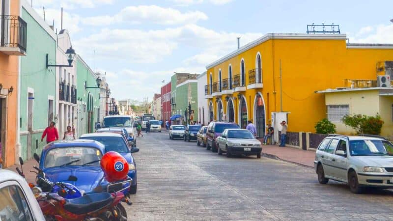 Cars parked on the streets in Mexico - Driving a rental car in Cancun