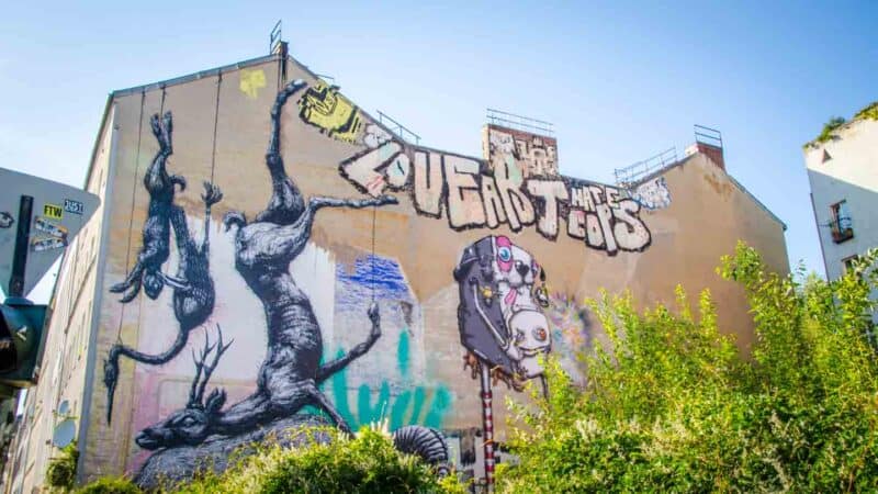 Large piece of street art in Berlin - Top sights in 3 days