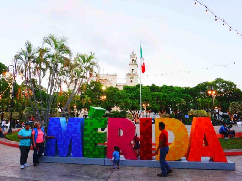 Merida sign in the center of town