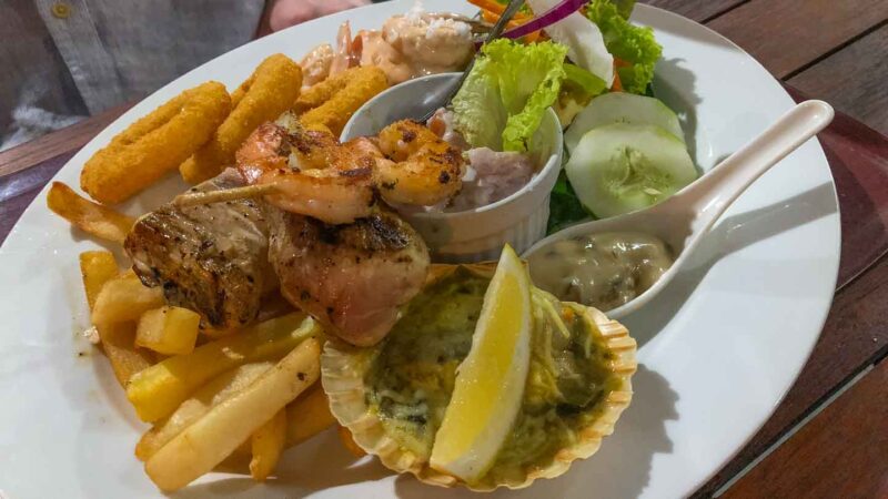 Kikau Hut seafood sampler at Rarotonga restaurant