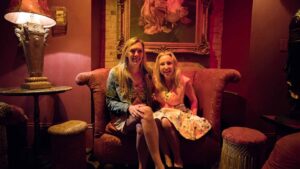 Psychic reading in New Orleans - Cari Roy sits with Hannah