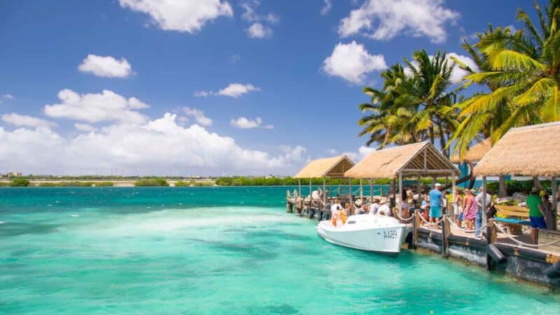 Renaissance Aruba boat to Flamingo Beach