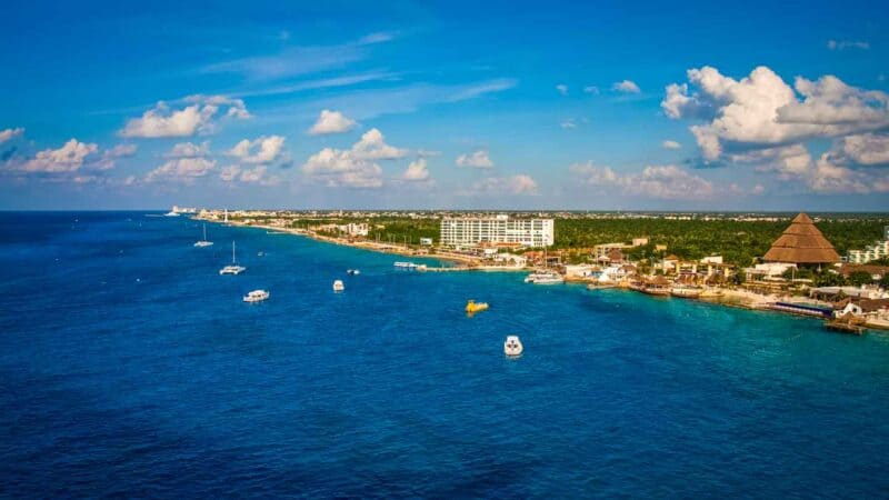 Drone aéreo de la costa de Cozumel