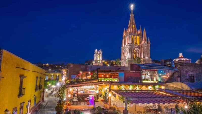 San Miguel del Allende at night