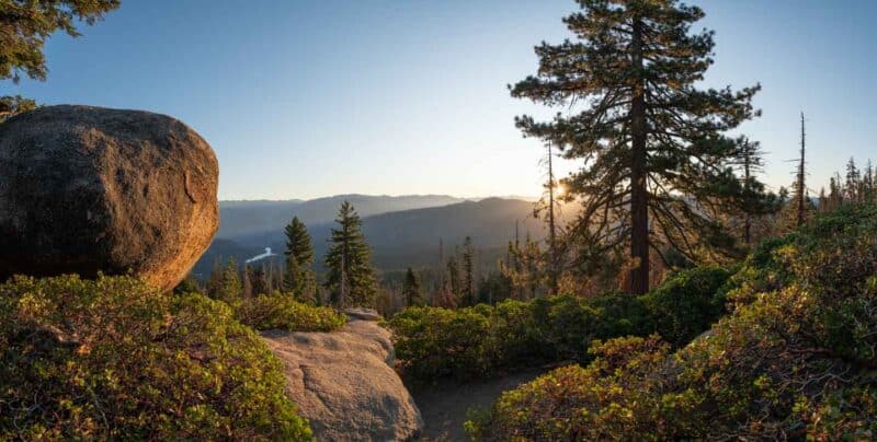 Panoramic Point - Kings Canyon National Park - Top view points on a California road Trip