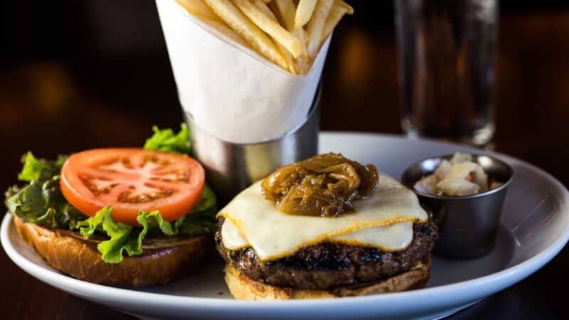 Mason street grill Milwaukee burger and fries