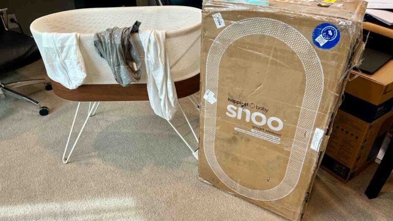 Snoo bassinet, box, and Snoo Sacks