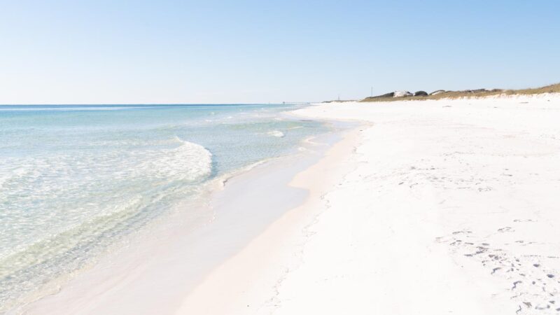 White sand at Princess Beach located in Destin Florida