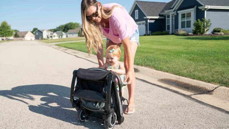 Joolz Aer stroller with mom andbaby 