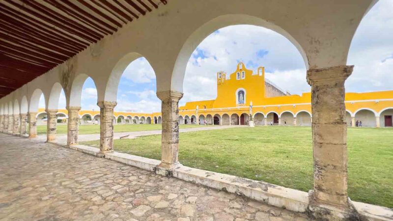 View of the Convento de San Antonio with colonial architecture and arches in Mexico's yellow city