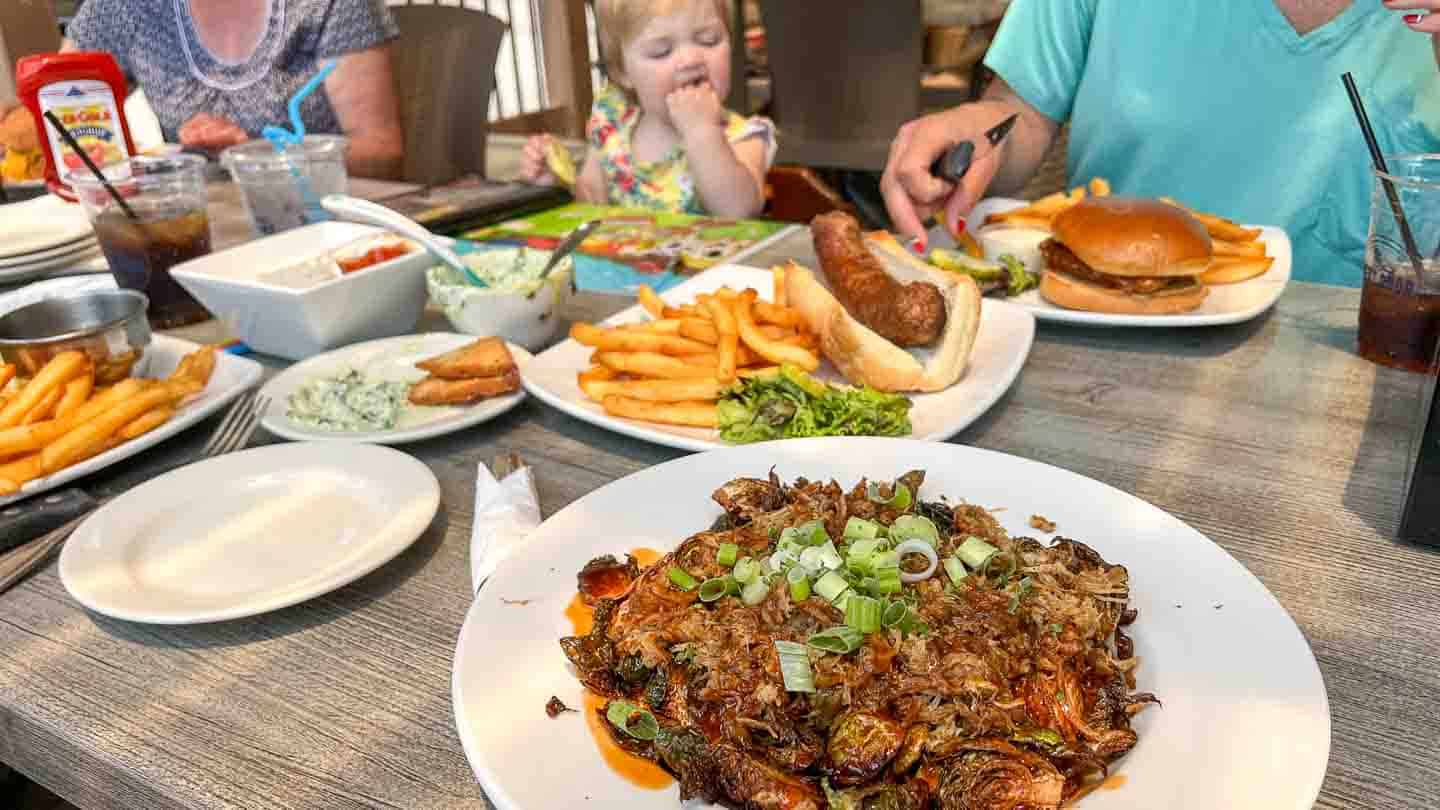 Best Restaurants in Lake Geneva 2023 Foodie Guide