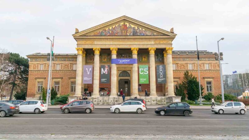 Exterior view of the Budapest Fine Arts Museum