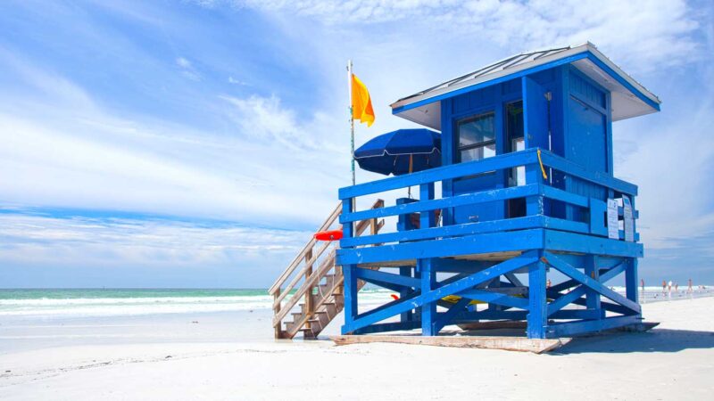 lifeguard shack on Siesta Key one of clearest water in Florida