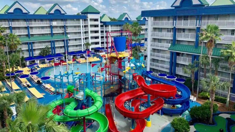 huge waterpark at Holiday Inn Resort Orlando Hotel