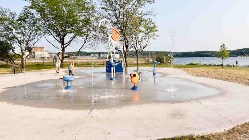Copeyon Park Splash Pad Ludington activies for kids