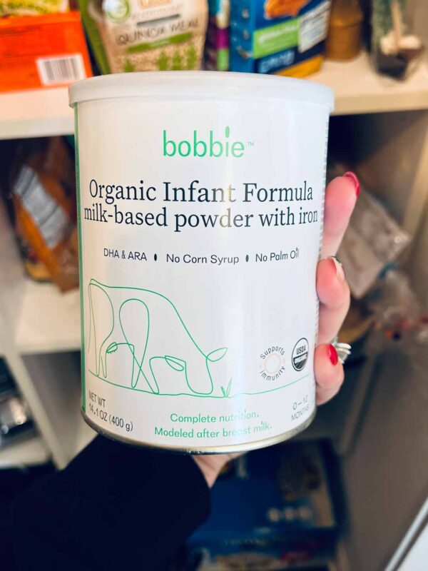 can of Bobbie organic baby formula