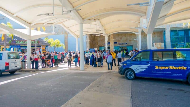 Cancun Airport Shuttle bus